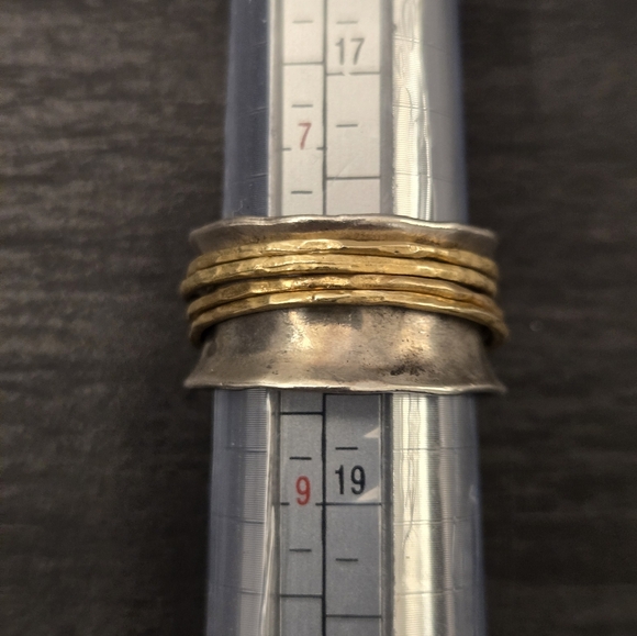 Silpada Sterling Silver "Go For A Spin" Ring - Picture 2 of 4